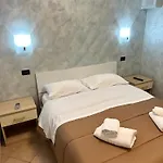 Couette-café E Cariddi Scilla