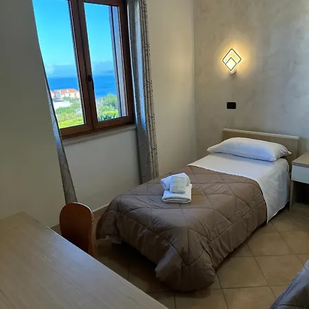 E Cariddi