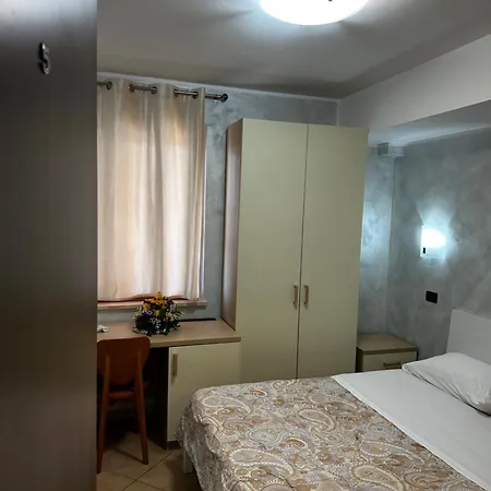 E Cariddi Bed & Breakfast *