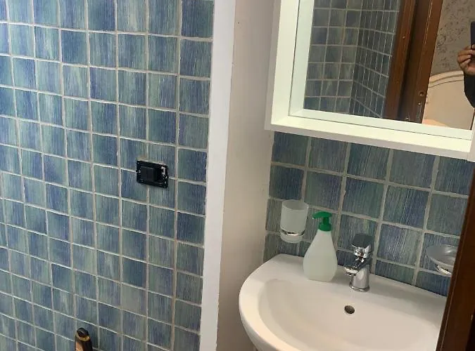 E Cariddi 3* שילה